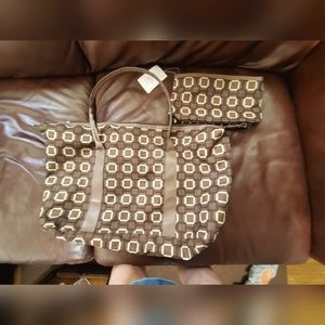 Beautiful Overnight Bag with Makeup Bag